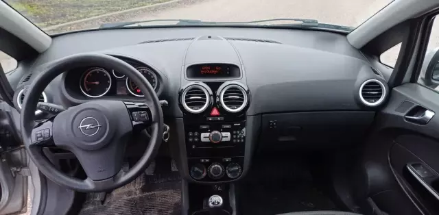 OPEL Corsa 1.3 CDTI (75 KM)