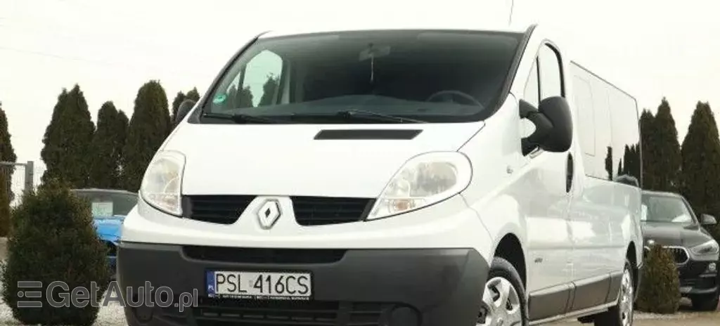 RENAULT Trafic 