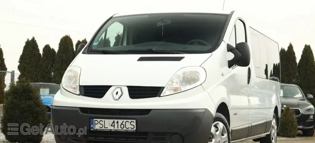 RENAULT Trafic 