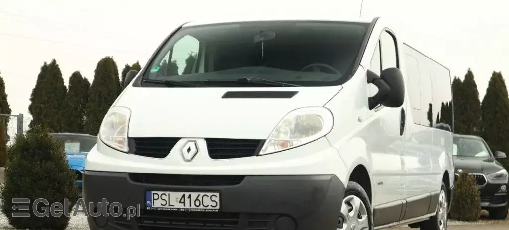 RENAULT Trafic 