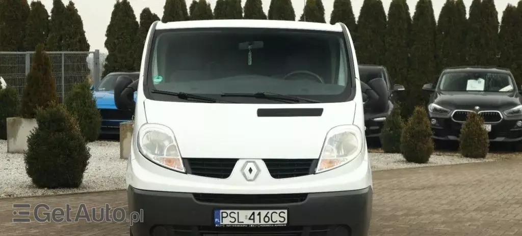 RENAULT Trafic 