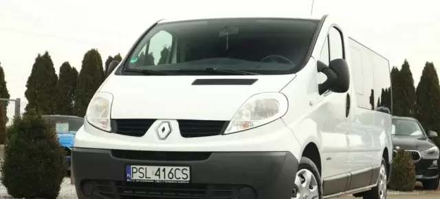 RENAULT Trafic 