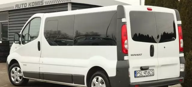 RENAULT Trafic 