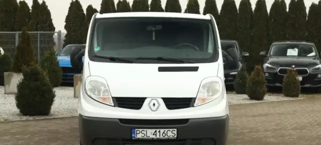 RENAULT Trafic 