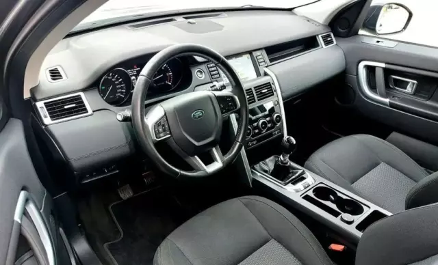 LAND ROVER Discovery 