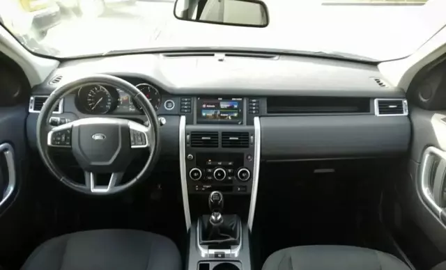 LAND ROVER Discovery 