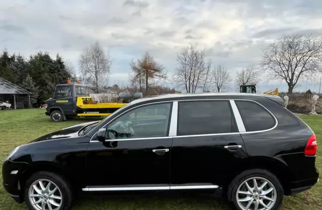 PORSCHE Cayenne 