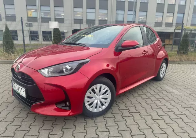 TOYOTA Yaris 
