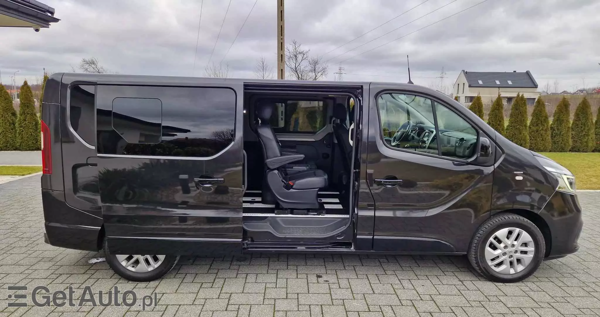 RENAULT Trafic Grand SpaceClass 2.0 dCi EDC