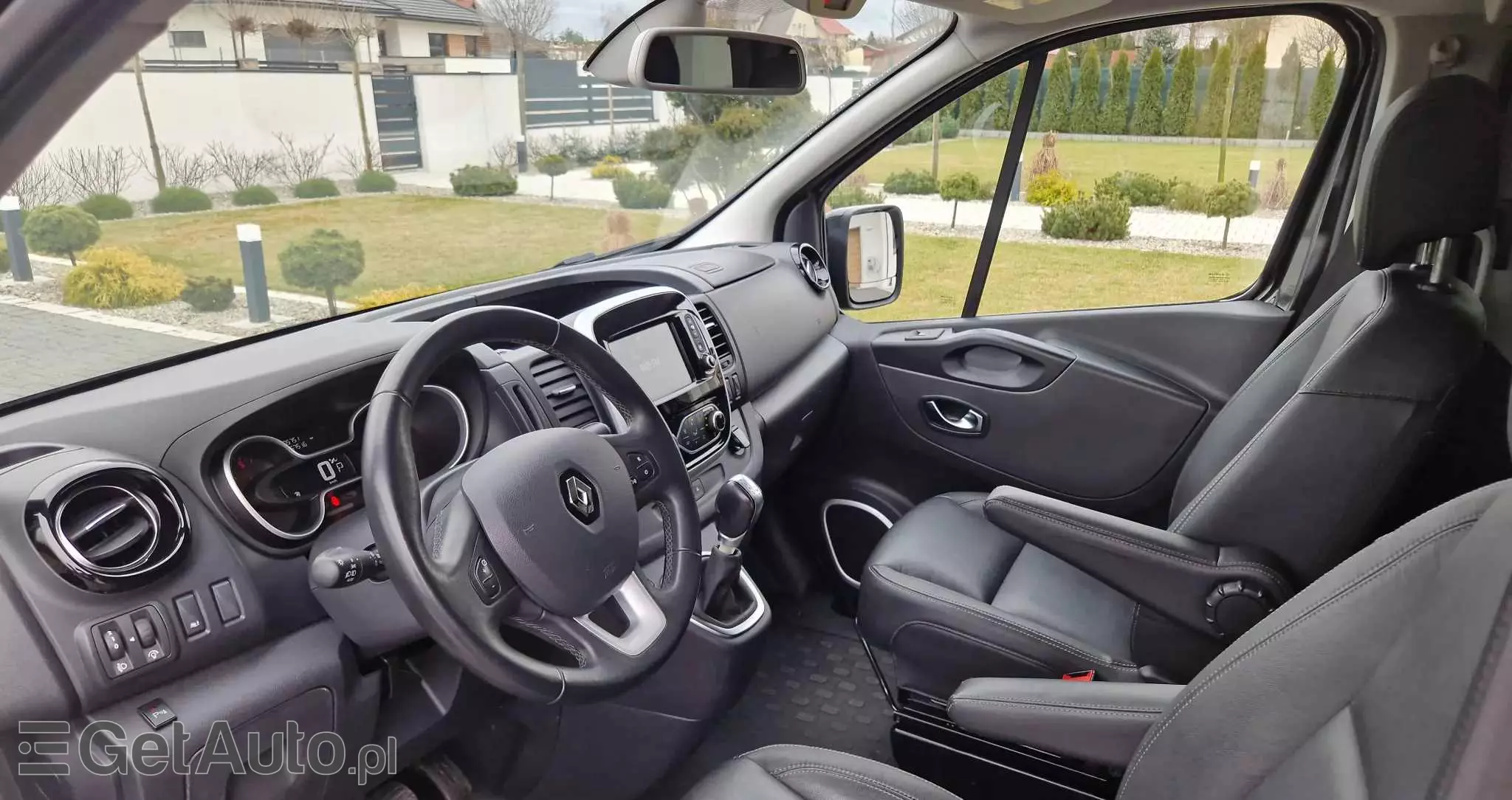 RENAULT Trafic Grand SpaceClass 2.0 dCi EDC