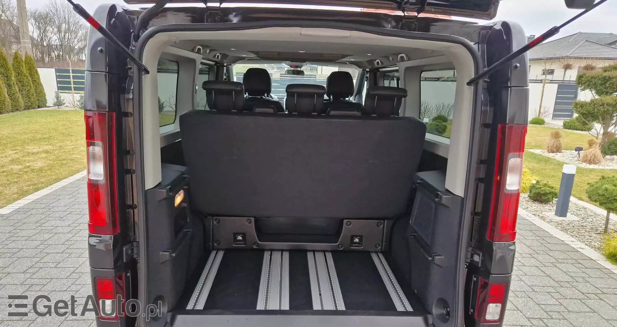 RENAULT Trafic Grand SpaceClass 2.0 dCi EDC