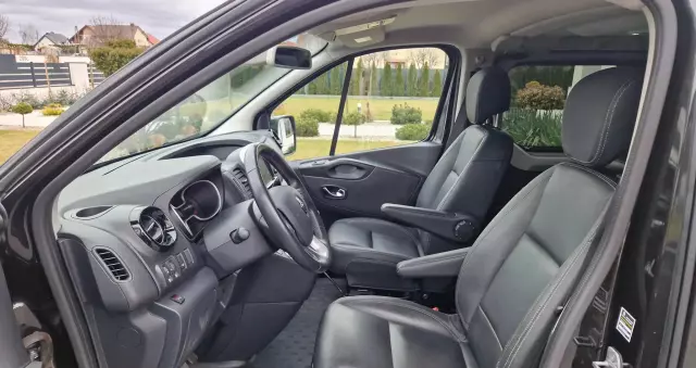 RENAULT Trafic Grand SpaceClass 2.0 dCi EDC