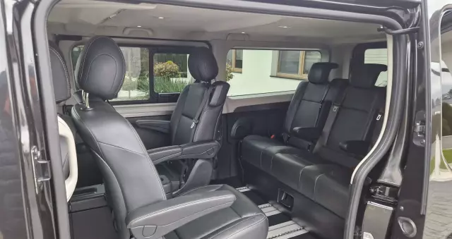 RENAULT Trafic Grand SpaceClass 2.0 dCi EDC