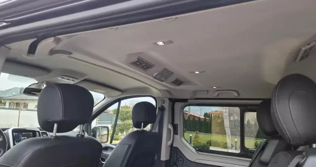 RENAULT Trafic Grand SpaceClass 2.0 dCi EDC