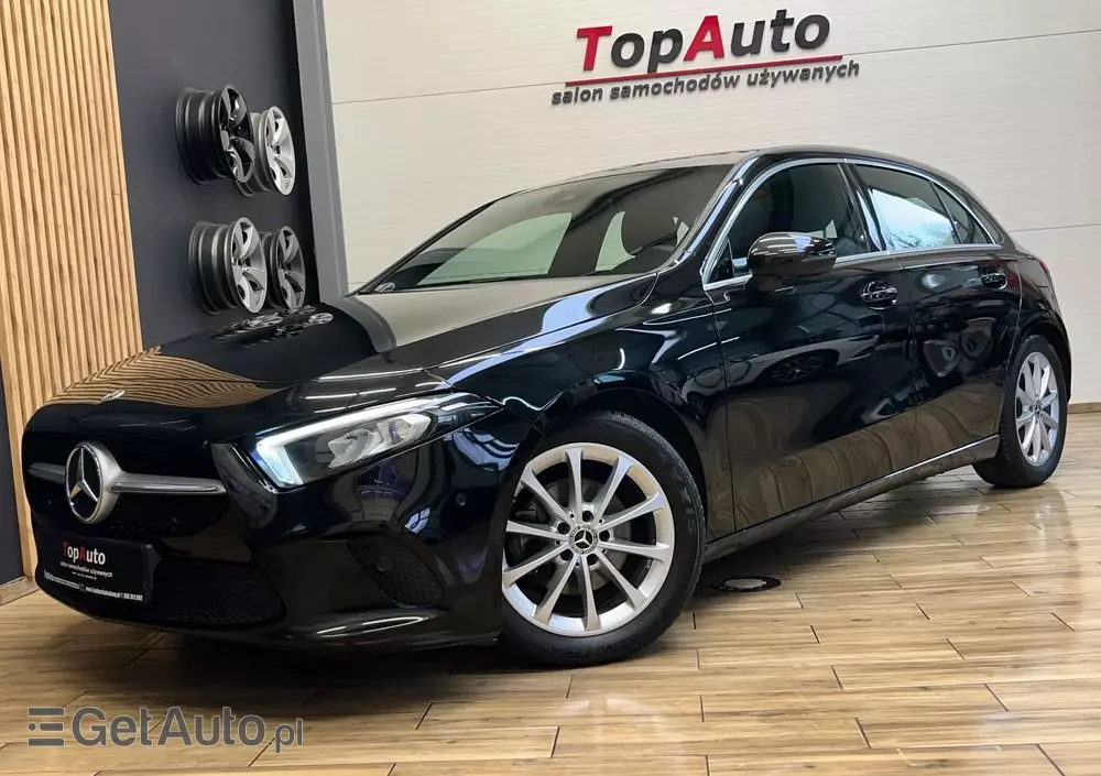 MERCEDES-BENZ Klasa A 180 d 7G-DCT