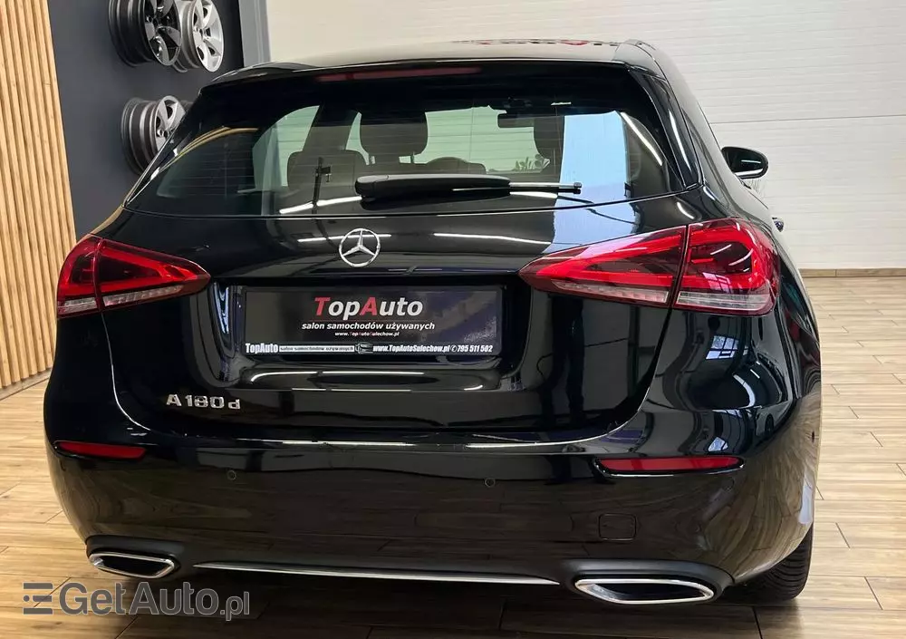 MERCEDES-BENZ Klasa A 180 d 7G-DCT