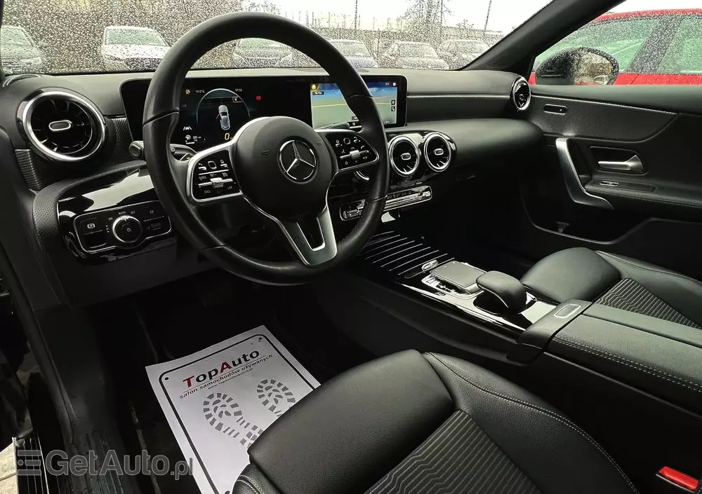 MERCEDES-BENZ Klasa A 180 d 7G-DCT