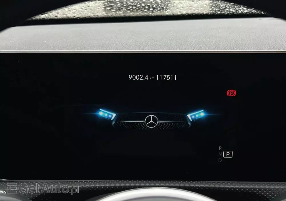 MERCEDES-BENZ Klasa A 180 d 7G-DCT