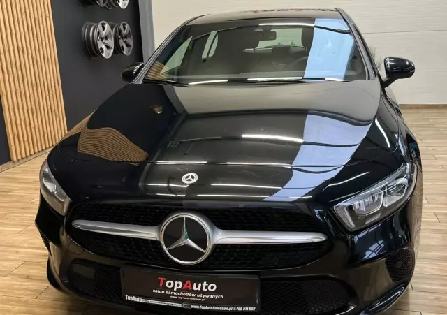 MERCEDES-BENZ Klasa A 180 d 7G-DCT