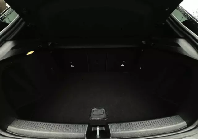 MERCEDES-BENZ Klasa A 180 d 7G-DCT