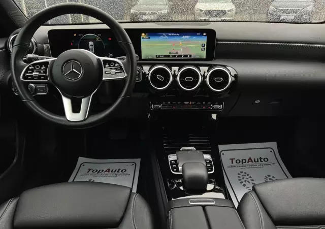 MERCEDES-BENZ Klasa A 180 d 7G-DCT