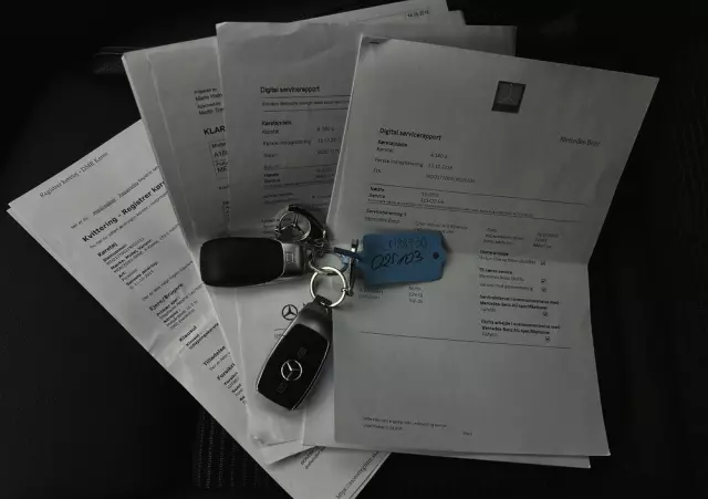 MERCEDES-BENZ Klasa A 180 d 7G-DCT