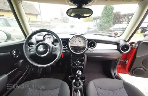 MINI One 