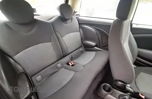 MINI One 