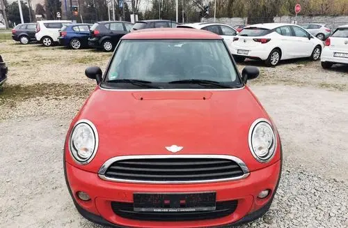 MINI One 