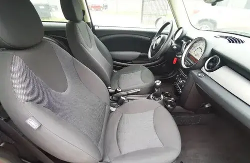 MINI One 
