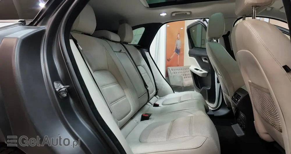 JAGUAR F-Pace 2.0 i4D AWD Prestige