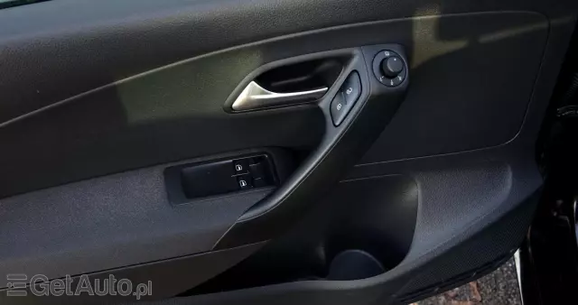 VOLKSWAGEN Polo 1.2 Life