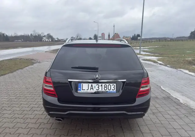 MERCEDES-BENZ Klasa C 200 CDI Avantgarde Edition
