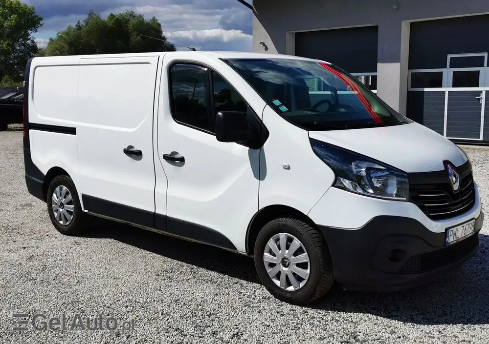 RENAULT Trafic 