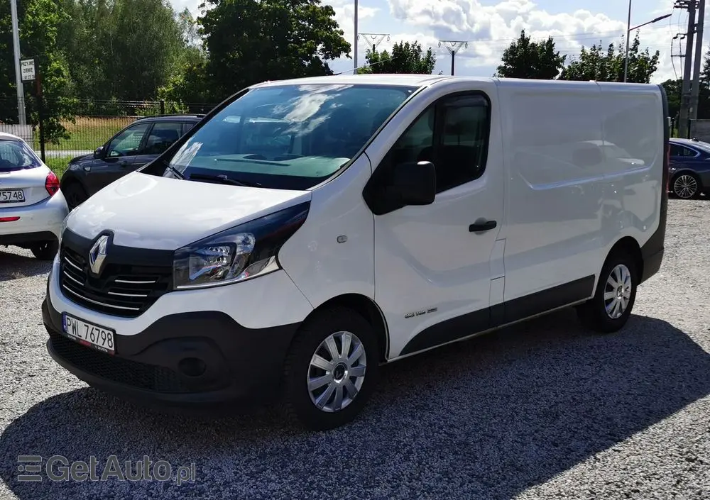 RENAULT Trafic 