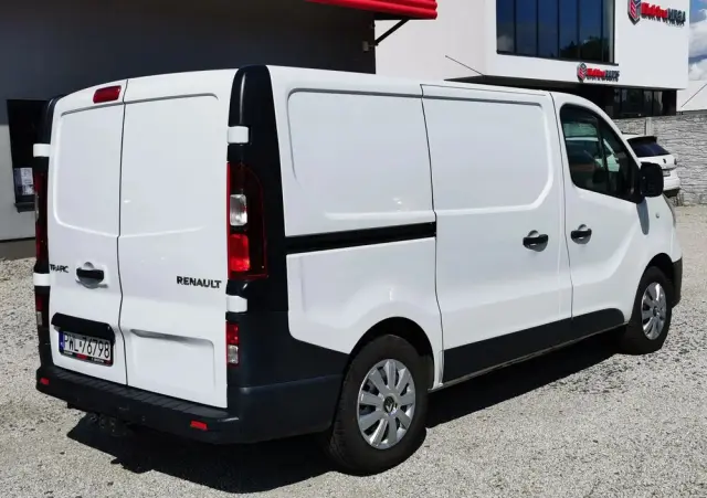 RENAULT Trafic 