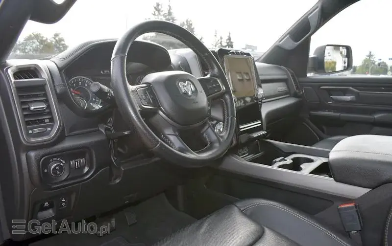 DODGE RAM 1500 5.7 4x4