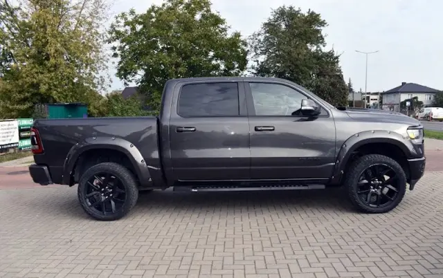 DODGE RAM 1500 5.7 4x4