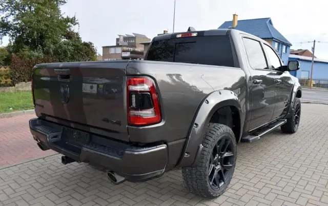 DODGE RAM 1500 5.7 4x4