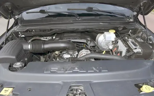 DODGE RAM 1500 5.7 4x4