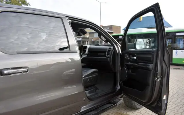 DODGE RAM 1500 5.7 4x4