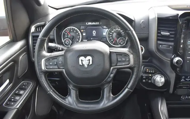 DODGE RAM 1500 5.7 4x4