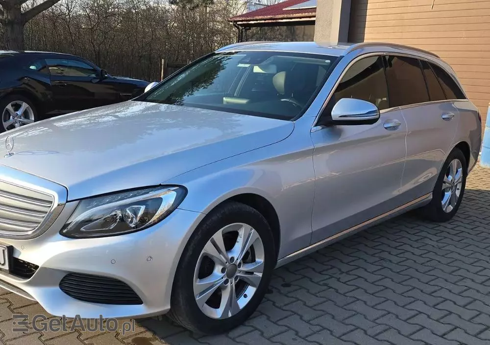 MERCEDES-BENZ Klasa C 250 d 4-Matic 9G-TRONIC