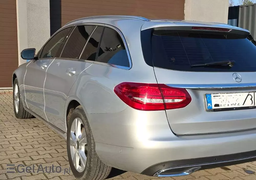 MERCEDES-BENZ Klasa C 250 d 4-Matic 9G-TRONIC