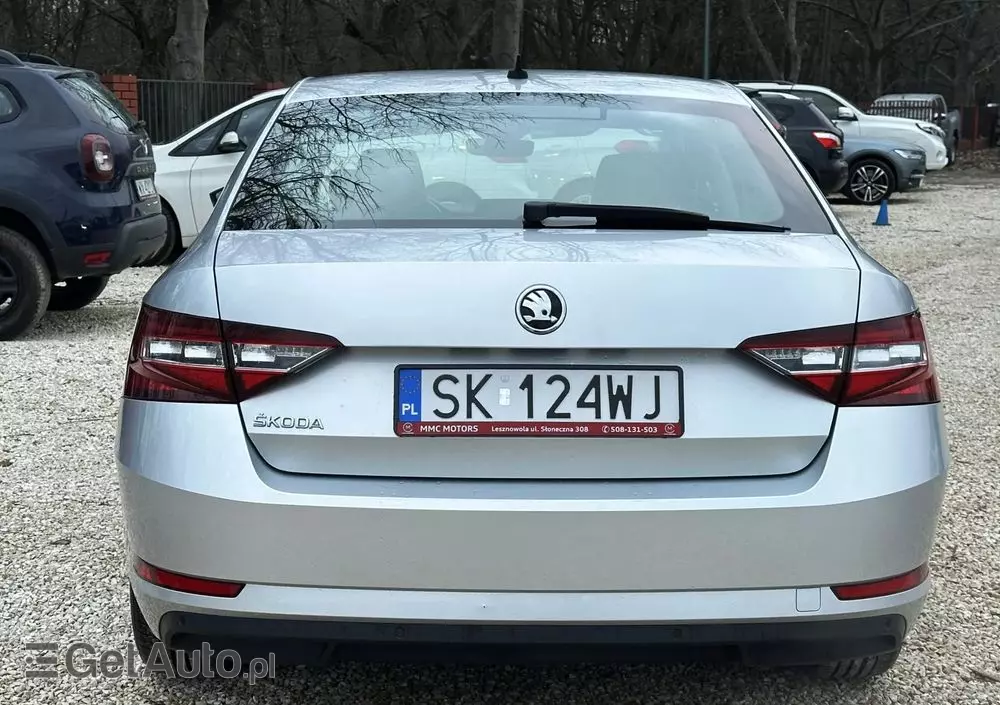 SKODA Superb 2.0 TDI 4x4 Style DSG