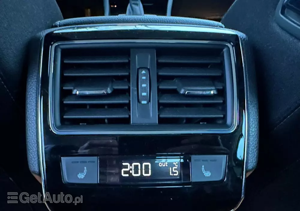 SKODA Superb 2.0 TDI 4x4 Style DSG