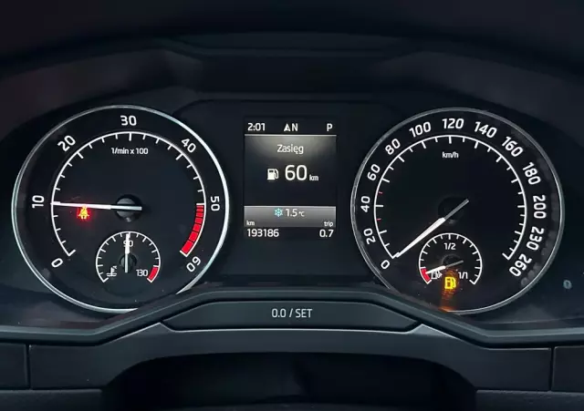 SKODA Superb 2.0 TDI 4x4 Style DSG