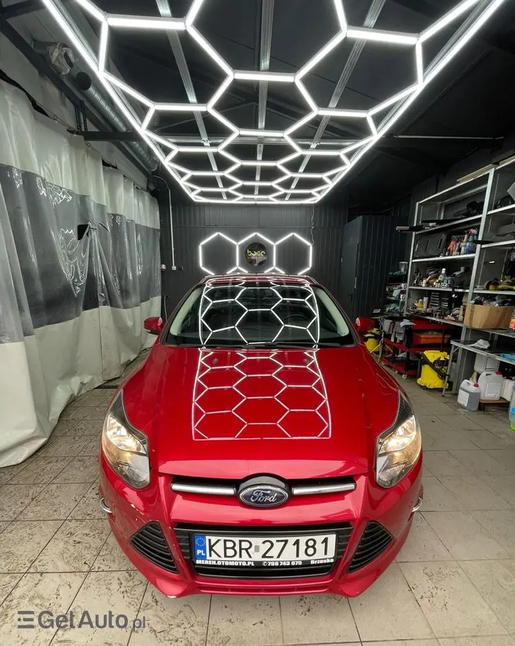 FORD Focus 1.0 EcoBoost Start-Stopp-System Business Edition