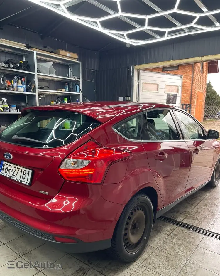 FORD Focus 1.0 EcoBoost Start-Stopp-System Business Edition