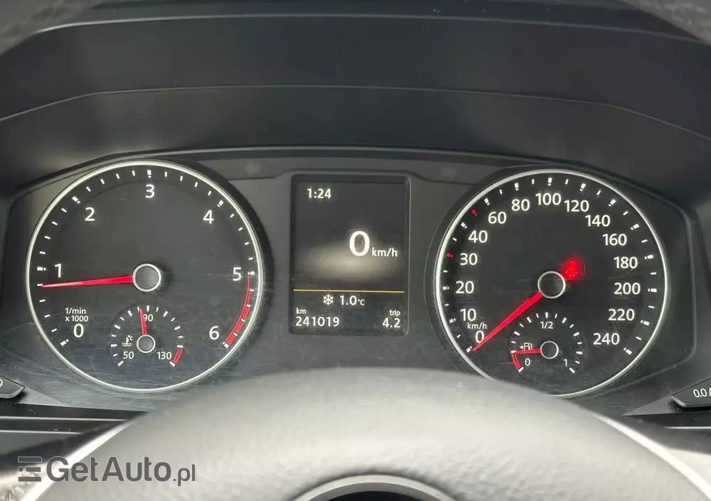 VOLKSWAGEN Caravelle 2.0 TDI L2 Highline